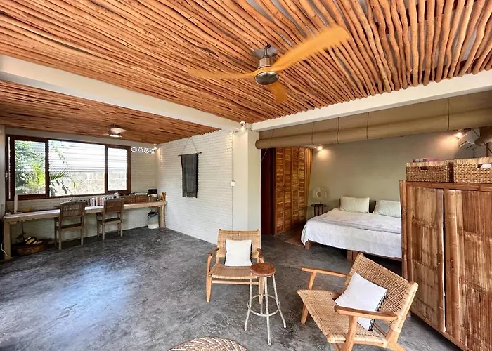 5br Tropical With Pool Near Pererenan - Perfect For Families & Groups *