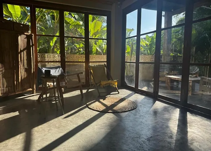 5br Tropical With Pool Near Pererenan - Perfect For Families & Groups *