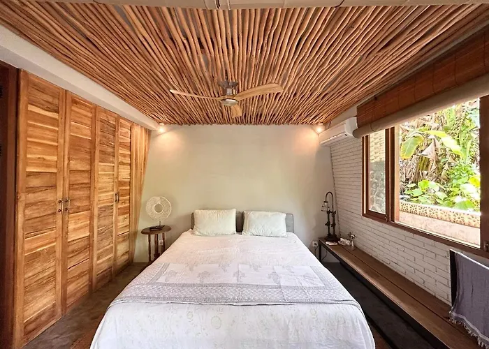 5br Tropical With Pool Near Pererenan - Perfect For Families & Groups *