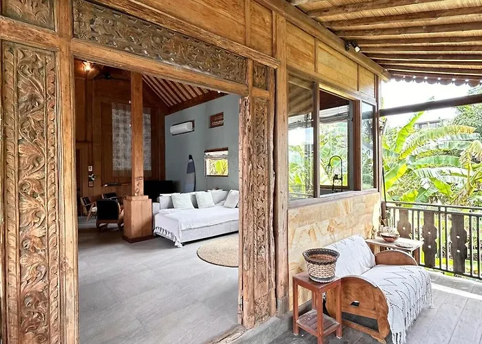 5br Tropical With Pool Near Pererenan - Perfect For Families & Groups *