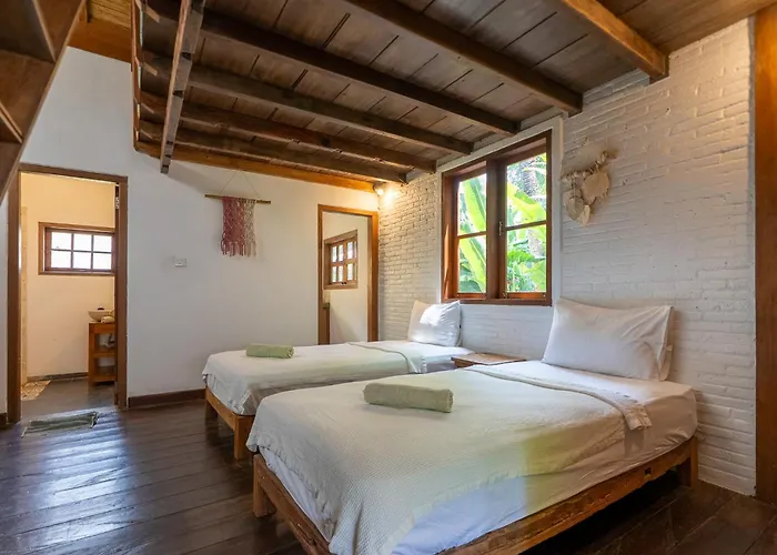 5br Tropical With Pool Near Pererenan - Perfect For Families & Groups ヴィラ