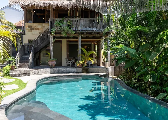 5br Tropical With Pool Near Pererenan - Perfect For Families & Groups ヴィラ